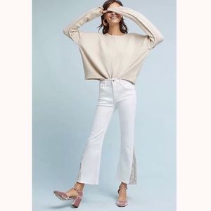 White flared high rise jean ✌🏻